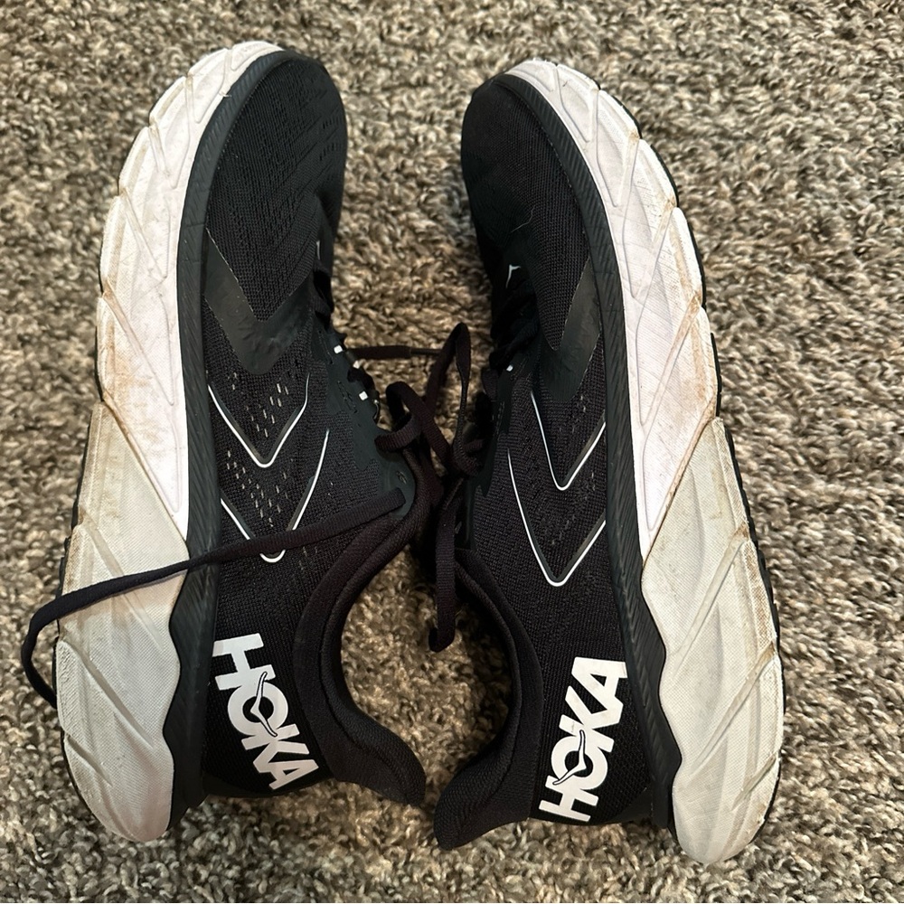 Hoka one arahi 5